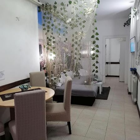 Low Cost Apartment ベオグラード エクステリア 写真