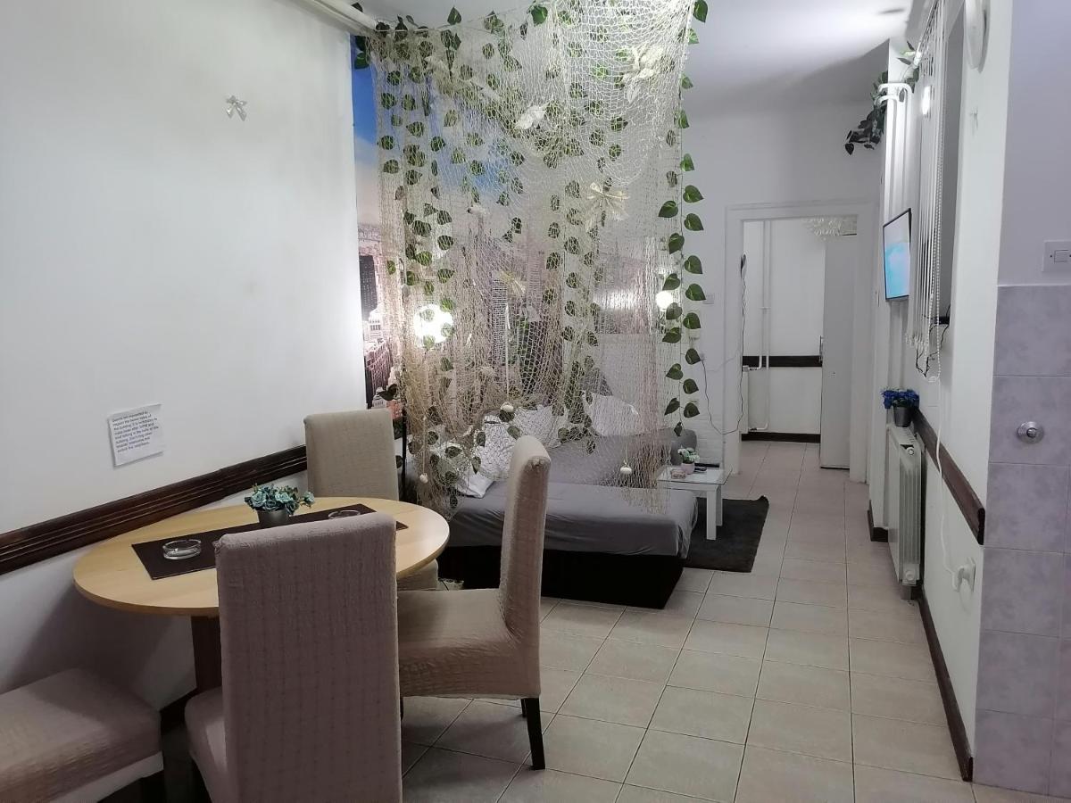 Low Cost Apartment ベオグラード エクステリア 写真