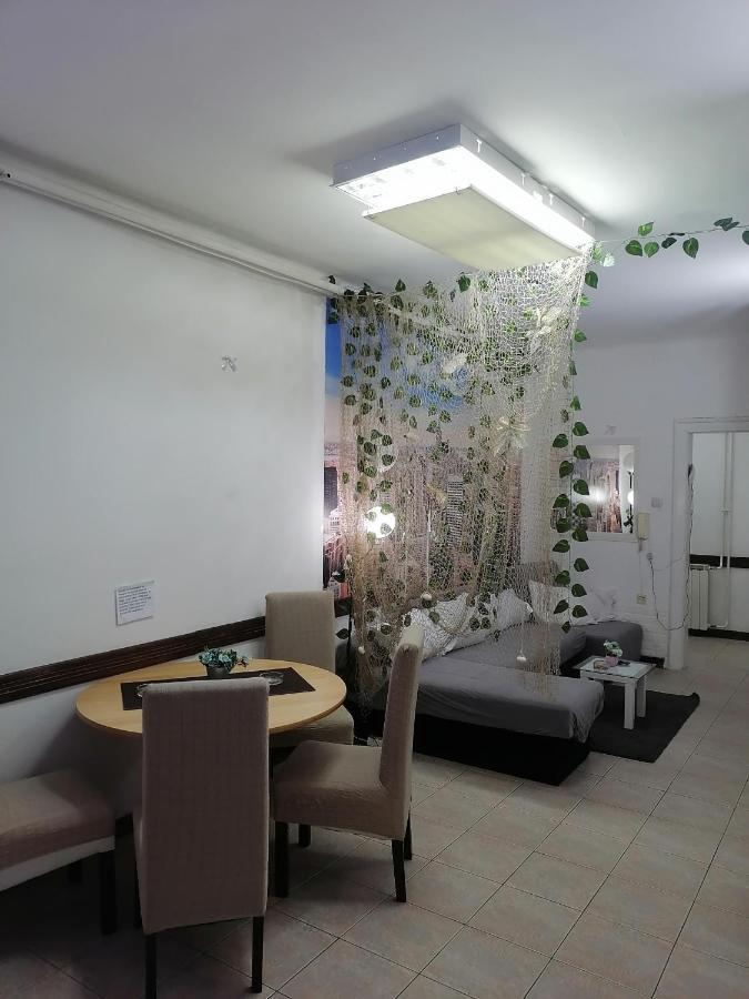 Low Cost Apartment ベオグラード エクステリア 写真